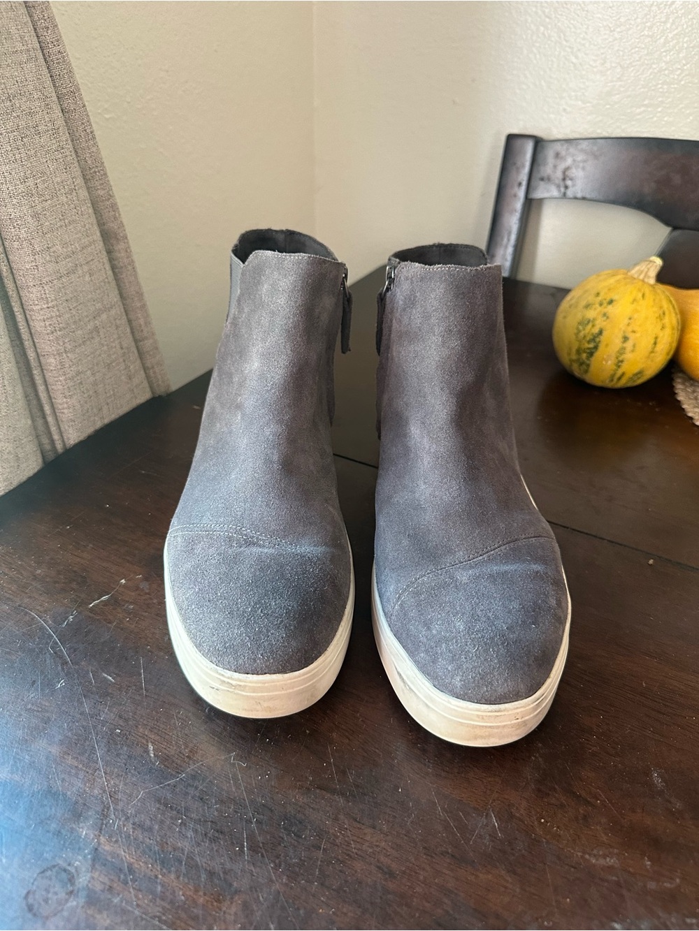 Toms Women's Gray Suede Platform Ankle Sneakers